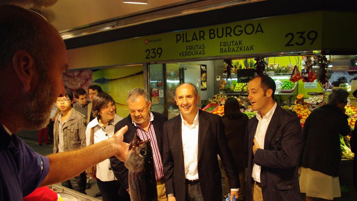Josu Erkoreka en el Mercado de la Ribera