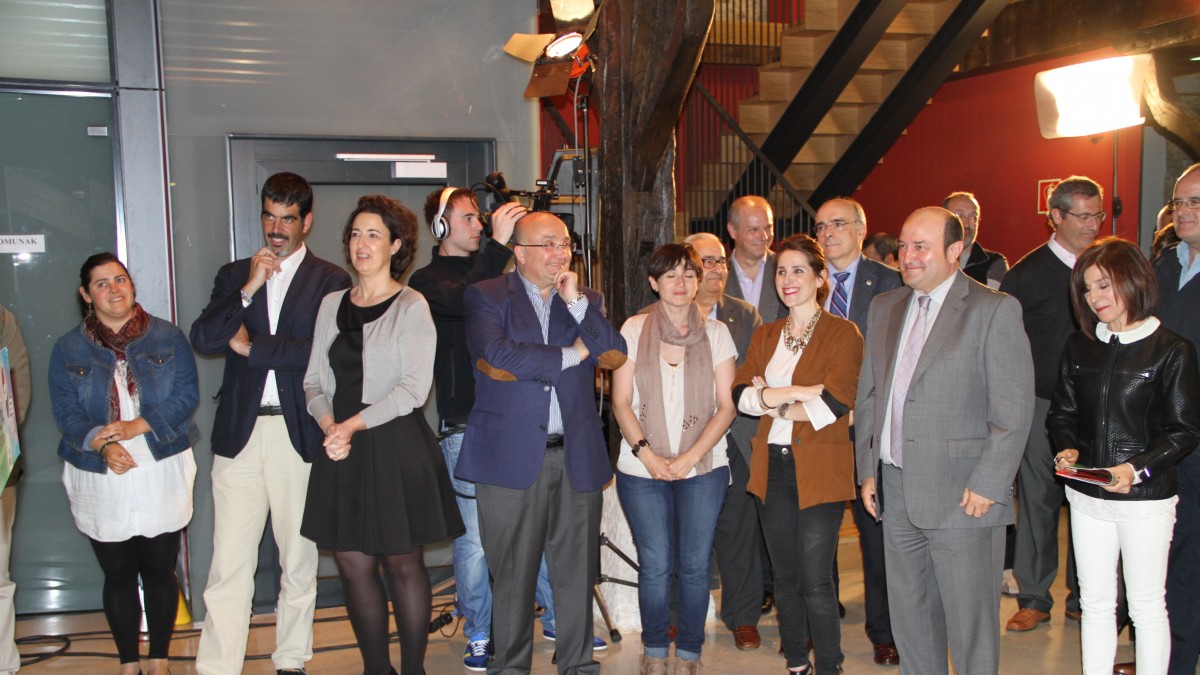 Izaskun Bilbao y Andoni Ortuzar en defensa del Euskera en Europa