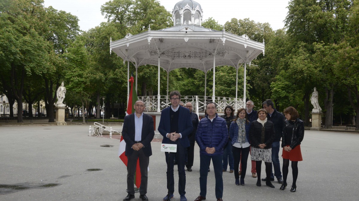 Ramiro Gonzalez eta Gorka Urtaran Gasteizen