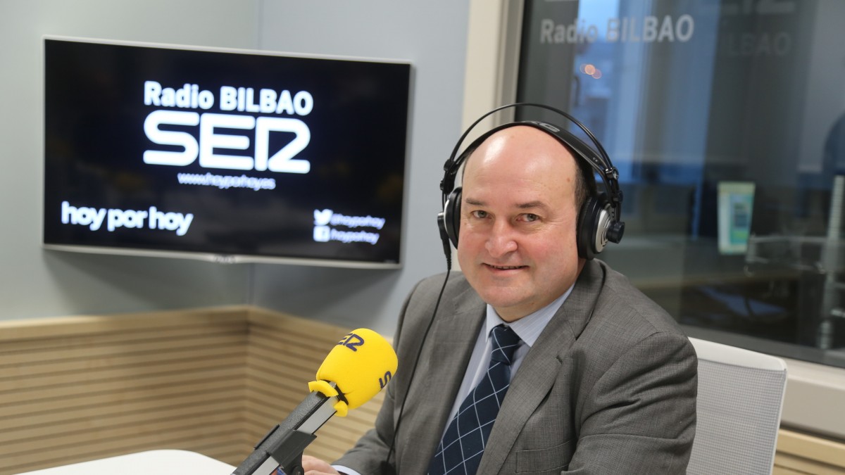 Andoni Ortuzar SER irratian