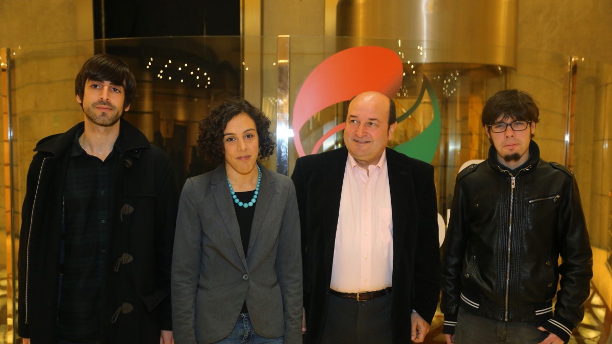 EAJ-PNV eta Podemos Euskadi gaur,  Sabin Etxean