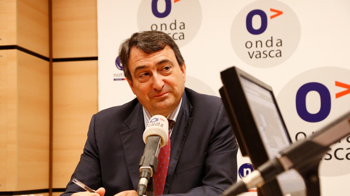 Aitor Esteban Onda Vasca irratian - maiatza 2016