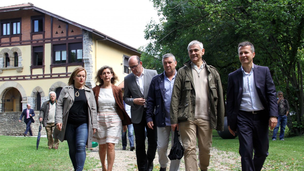 Irun. AHT eta sare transeuroparrak ekitaldi sektoriala (2016-06-14)