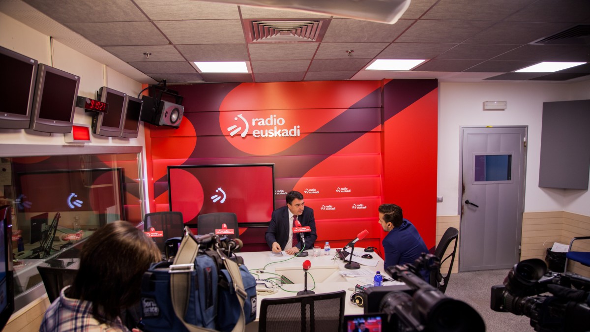 Aitor Esteban en Euskadi Irratia