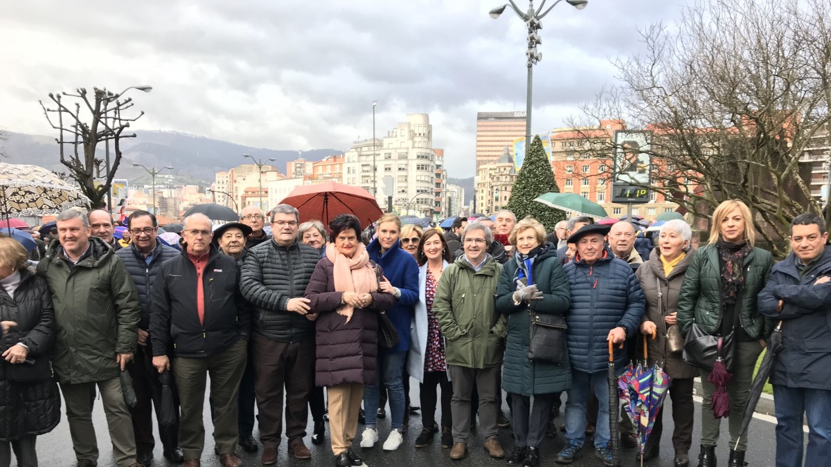 EAJ pentsio duin eta bidezkoen alde ospatu den manifestazioan