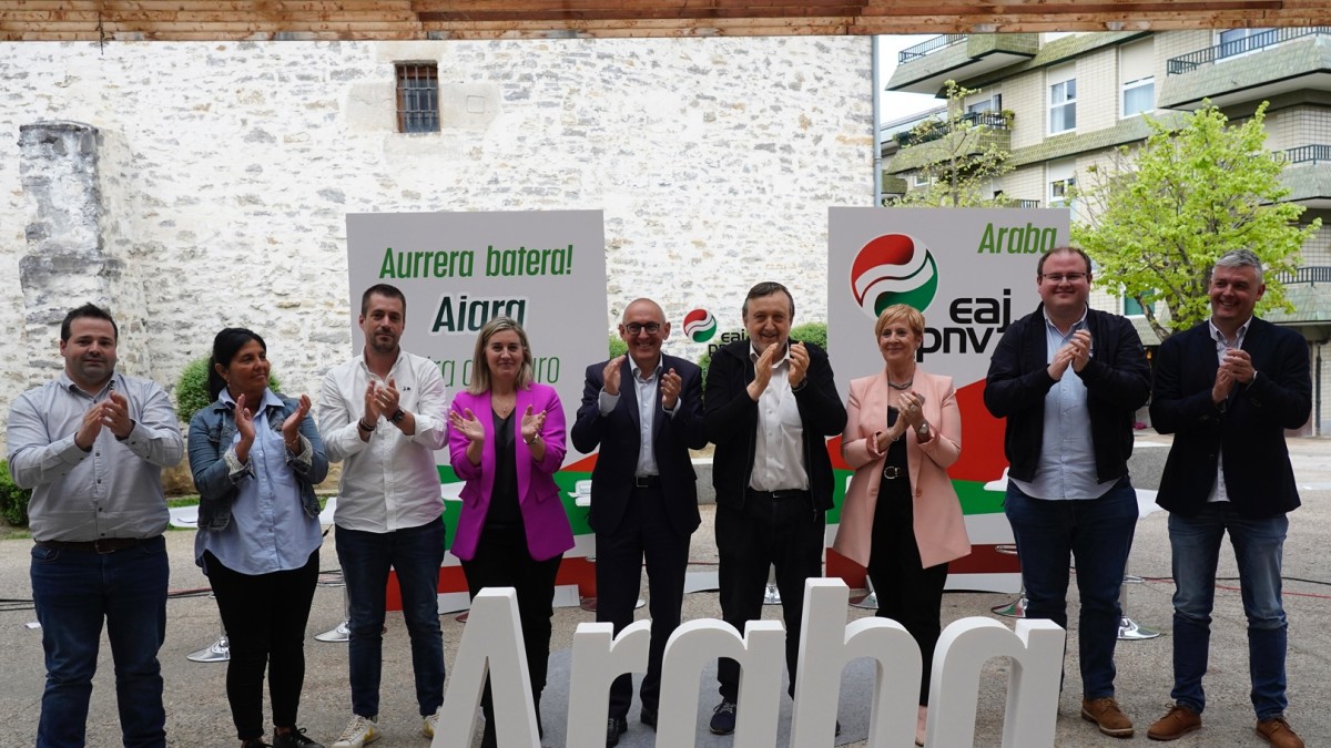 Encuentro de las candidaturas de Aiara