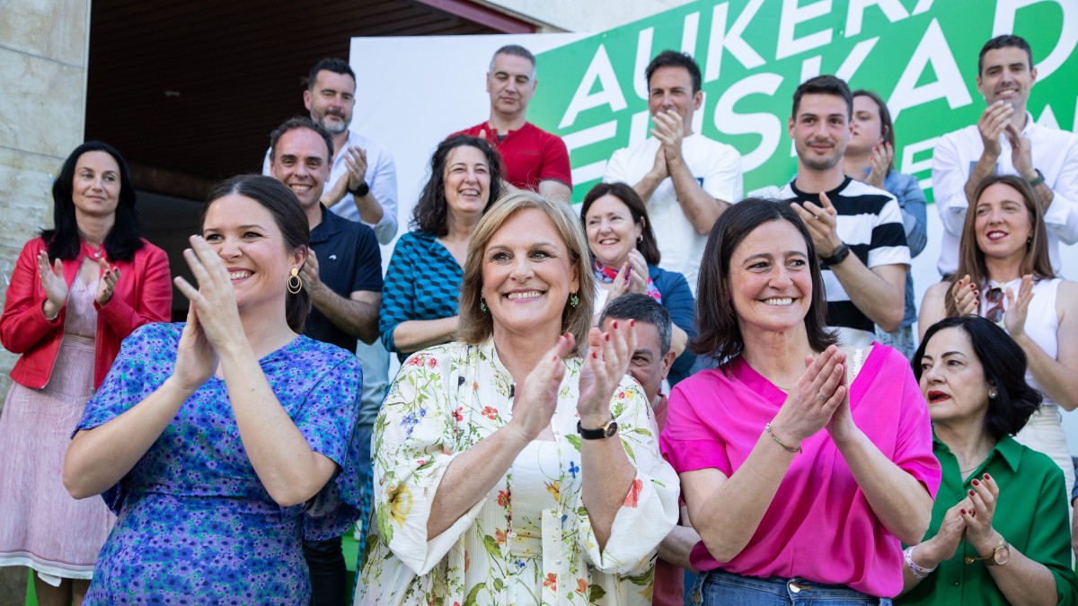 21-A Mitin Durango. Maitane Ipiñazar, Itxaso Atutxa, Mireia Elkoroiribe