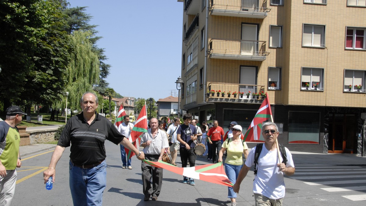 Marcha de la Ikurriña en Arrigorriaga 