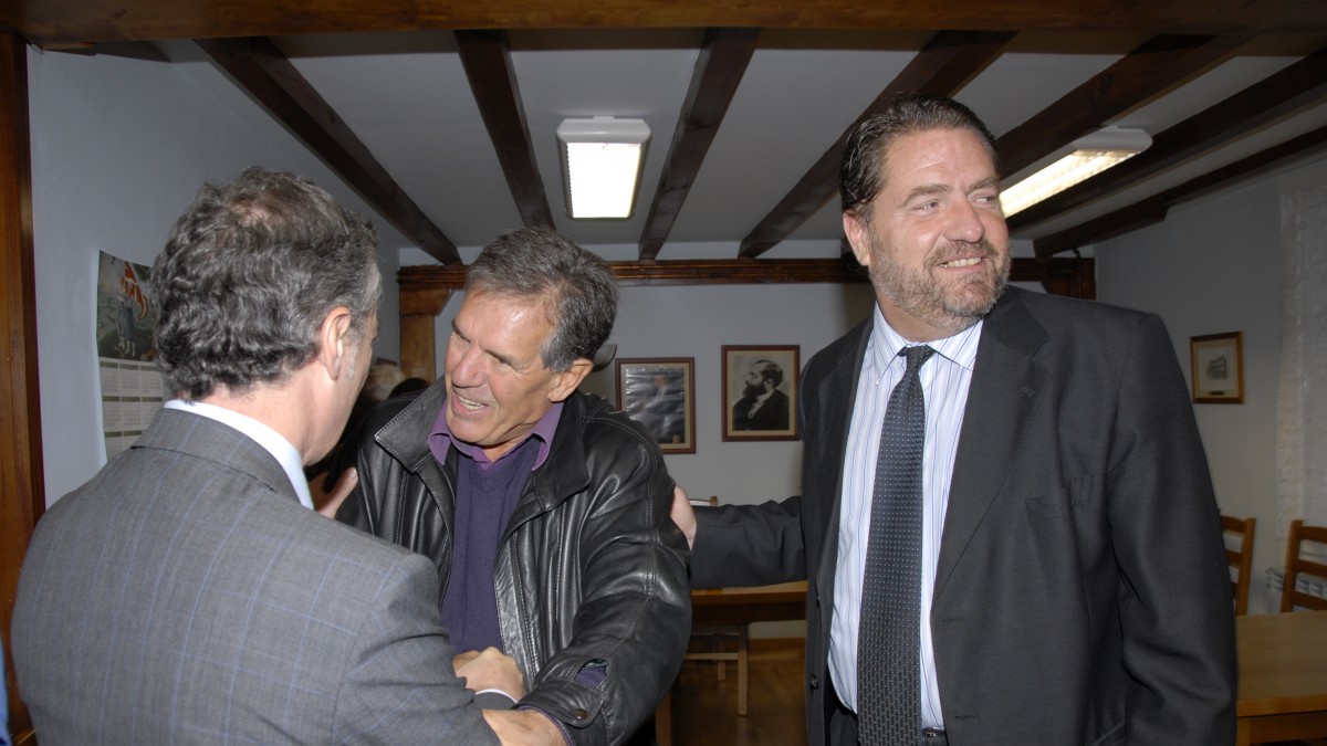 Donibane Lohitzuneko batzokiaren inaugurazioa