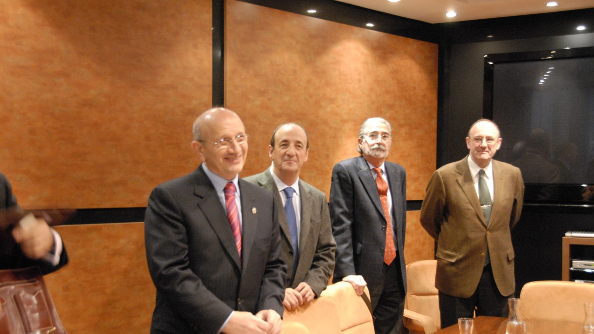 Reunión con Colegios de Enfermería y de Médicos