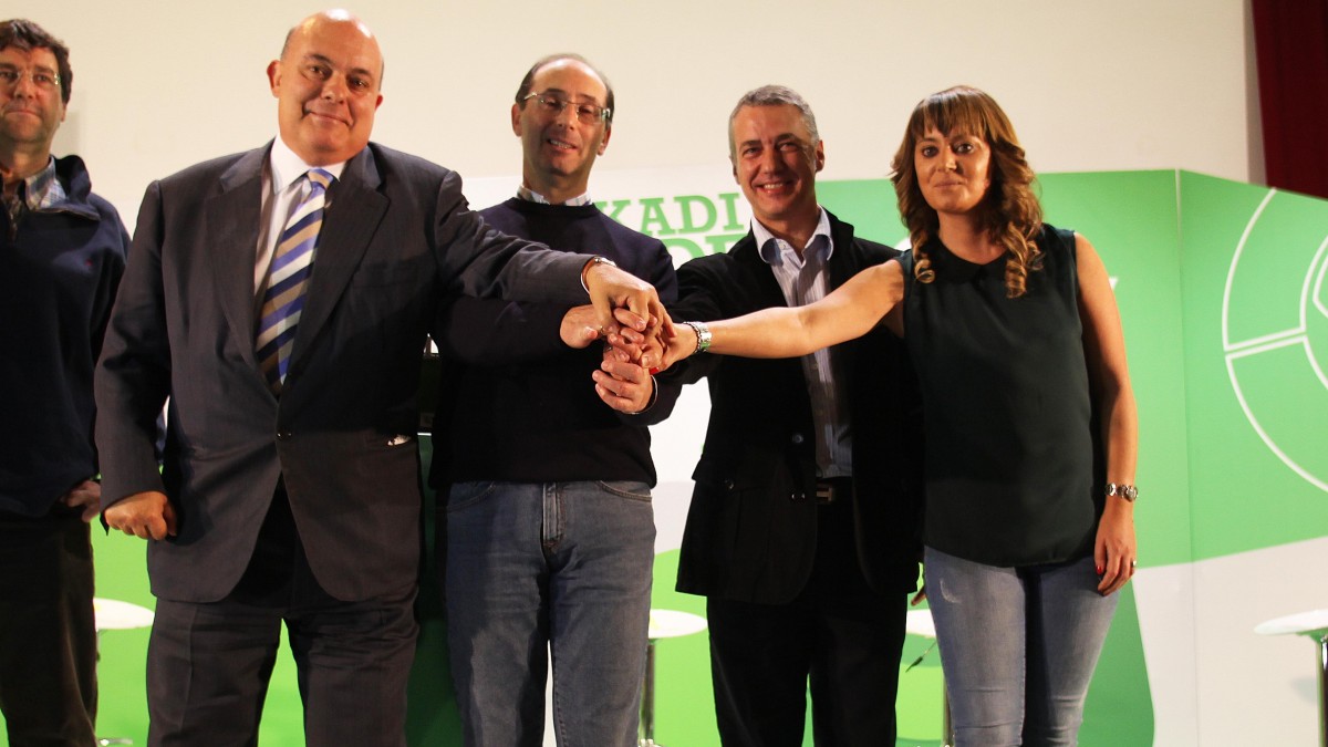 Acto en Oion: 