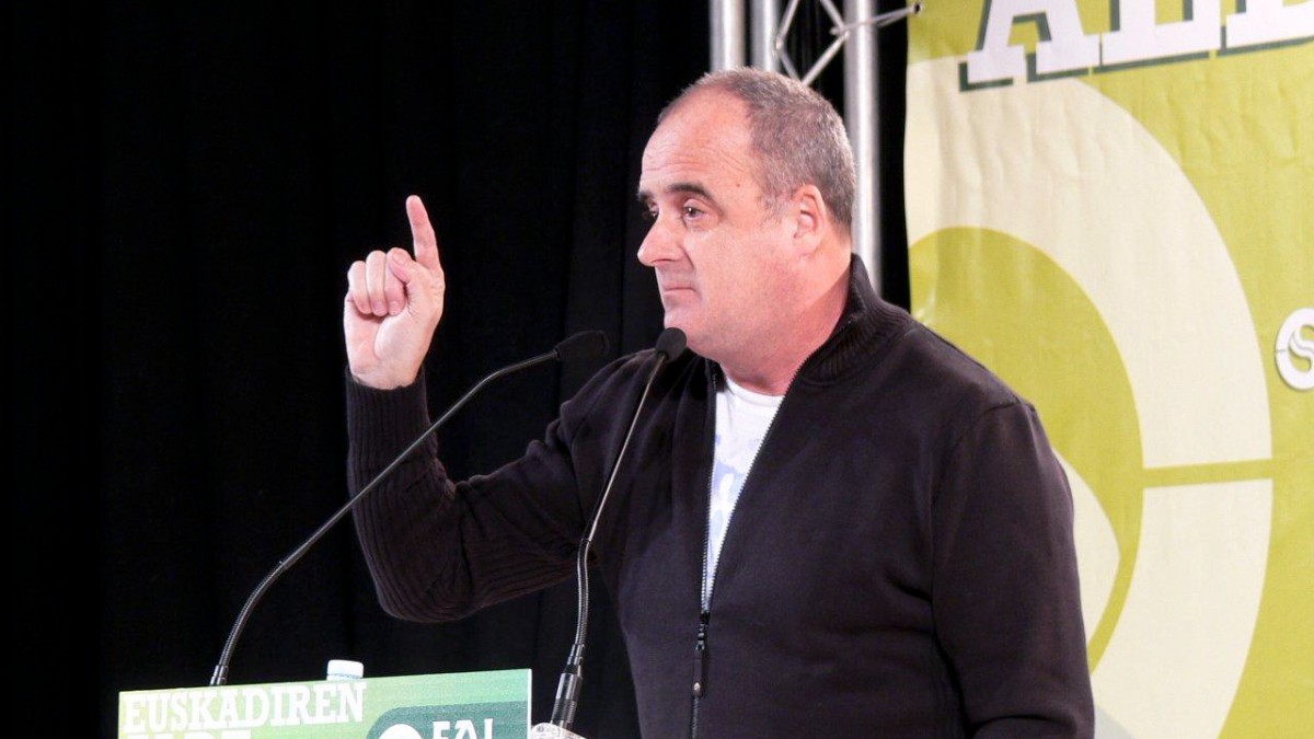 Euskal hiritarrek bere interesak defendatuko dituztenen artean aukeratu behar du
