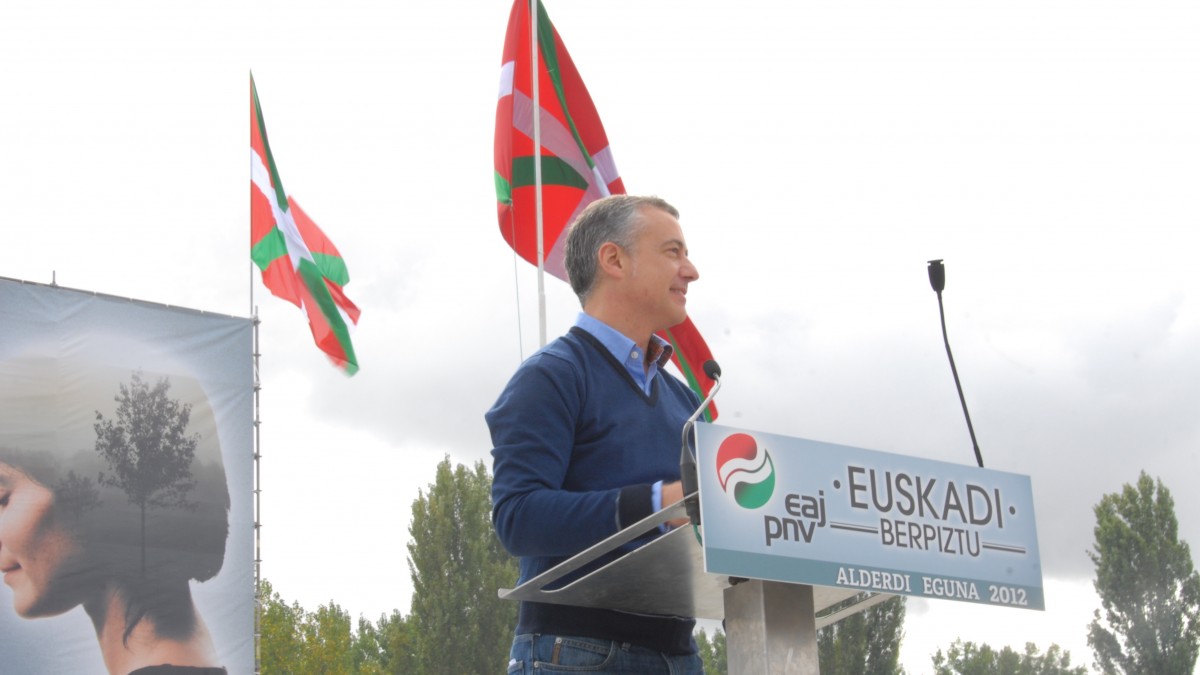 Urkullu: “Creo en el derecho de los vascos y de las vascas a decidir nuestro futuro”. 