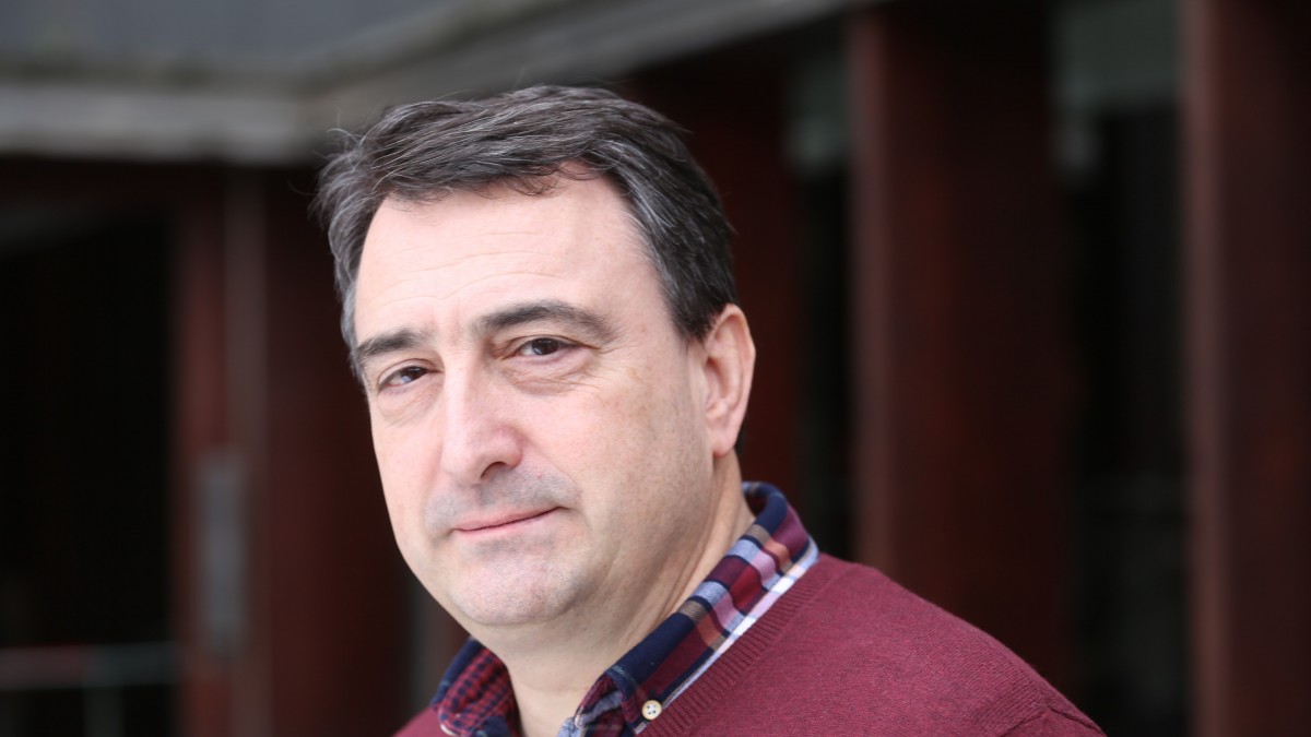 Aitor Estebanen esanetan PPk, PSOEk eta Ciudadanosek Sekretu Ofizialen Lege Proposamenari aurkeztu dizkioten zuzenketak “burla bat” dira