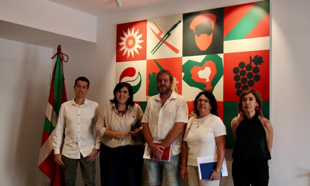 EAJ-PNV reafirma su compromiso con la integración de Treviño tras reunirse con la Mesa para la Integración