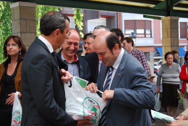 Acto en Gernika (Elecciones 2011)