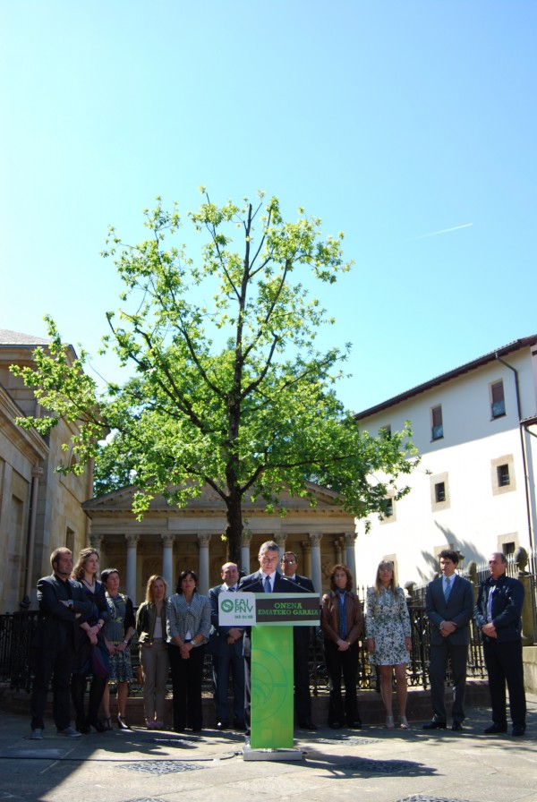 Acto en Gernika (Elecciones 2011)