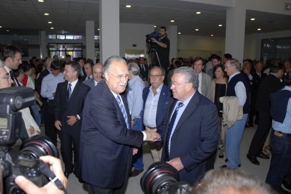 Ensanche eraikinean ekitaldia