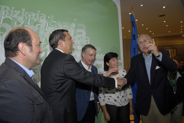 Noche electoral en Sabin Etxea