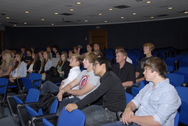 Estudiantes de Baviera visitan Sabin Etxea