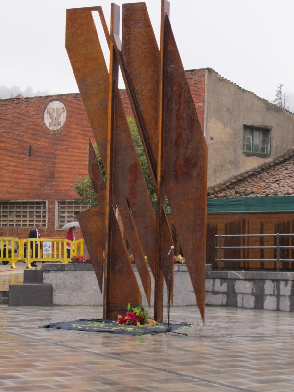 75 aniversario del bombardeo de Otxandio 