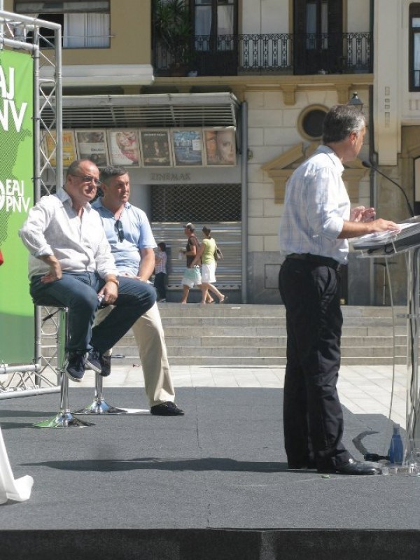 Donosti Zahar eta Erdialdeko Batzokiaren inaugurazioa