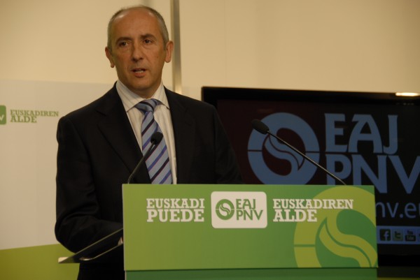 Joseba Aurrekoetxea eta Josu Erkoreka, EAJ-PNVk A20rako dituen helburuak aurkezten