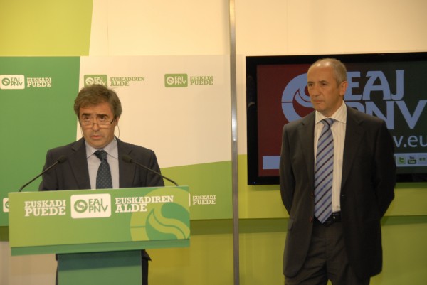 Joseba Aurrekoetxea eta Josu Erkoreka, EAJ-PNVk A20rako dituen helburuak aurkezten