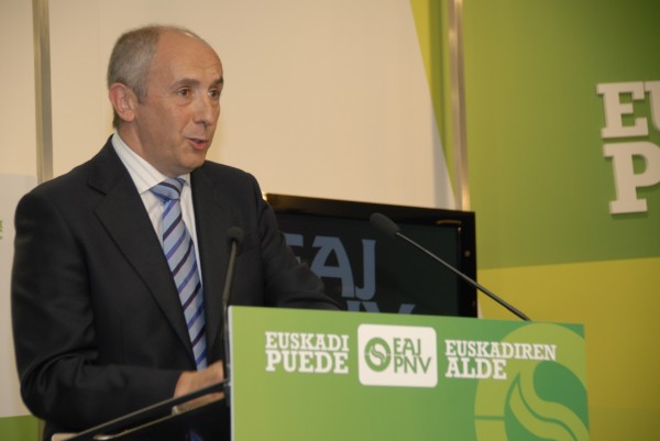 Joseba Aurrekoetxea y Josu Erkoreka Presentación campaña elecciones generales 2011
