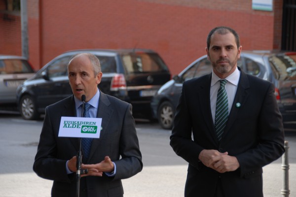 Josu Erkoreka junto a Josu Bergara en Sestao