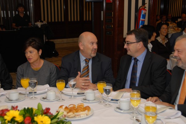 Candidatos de EAJ-PNV al Congreso en Foro Nueva Economía