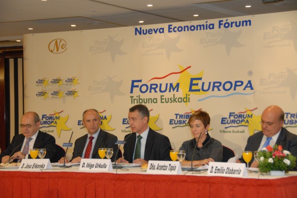 Candidatos de EAJ-PNV al Congreso en Foro Nueva Economía