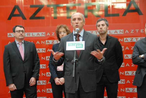 Erkoreka , Esteban, Irigoras, Totorikaguena eta Zarrabeitia Azterlan bizitatzen, Durangon
