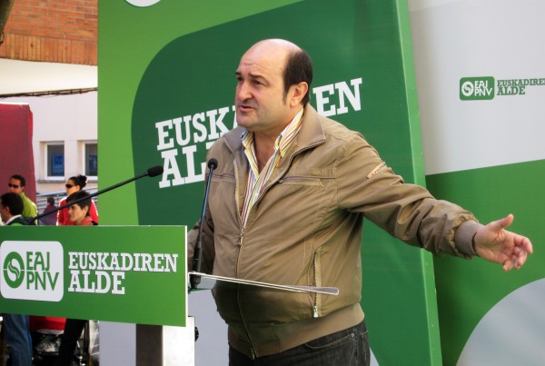 Andoni Ortuzar  - Elecciones Generales 2011: Acto en Derio