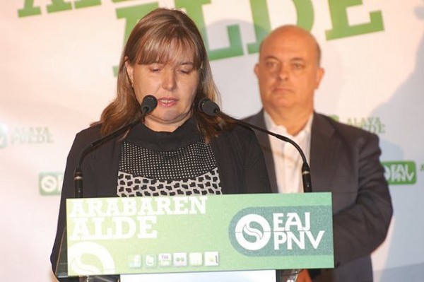 Iñigo Urkullu en la reinauguración del Batzoki de Gasteiz erdialde
