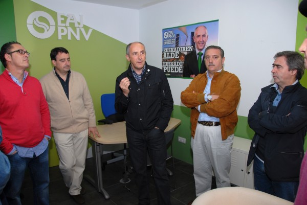 Josu Erkoreka inaugura la oficina electoral de Portugalete