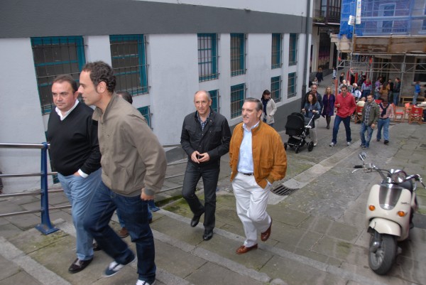 Josu Erkoreka inaugura la oficina electoral de Portugalete