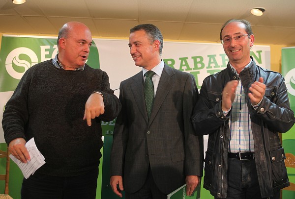 Iñigo Urkullu, Emilio Olabarria y Claudio Rodríguez en el acto de EAJ-PNV en Lantaron