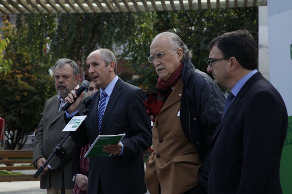 Josu Erkoreka e Iñaki Azkuna en Indautxu