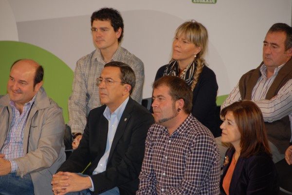 Iñigo Urkullu, Josu Erkoreka eta Kongresu eta Senaturako Hautagai guztiak. Bermeon