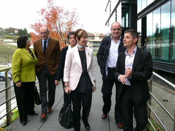 Arantxa Tapia. L Leanizbarrutia, J Agirretxea eta J Egibar Arrasaten