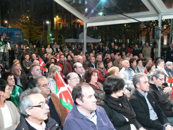 Iñigo Urkullu, Arantxa Tapia y Joseba Egibar en Eibar