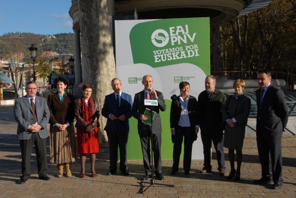 Josu Erkoreka y resto candidatura sobre transferencia a Euskadi de las pensiones