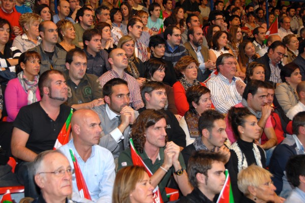 Iñigo Urkullu, Josu Erkoreka, Arantxa Tapia y Emilio Olabarria. Mitin de La Casilla