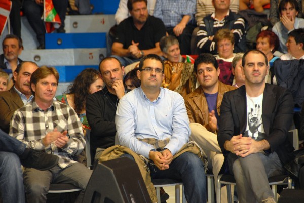 Iñigo Urkullu, Josu Erkoreka, Arantxa Tapia y Emilio Olabarria. Mitin de La Casilla