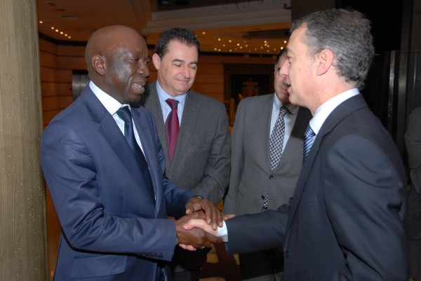 Iñigo Urkullu y Abas Ndiour, embajador de Senegal