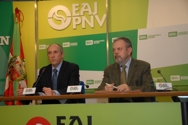 Josu Erkoreka y Pedro Azpiazu sobre ley de estabilidad presupuestaria