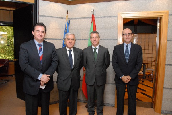 Iñigo Urkullu, Álvaro Mendonça e Moura, Portugalgo enbaxadorea, Juan Liedo eta Iñaki Goikoetxeta