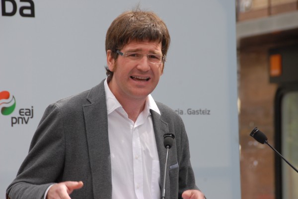 Iñigo Urkullu: “Doilorkeria da errolda manipulatzea”