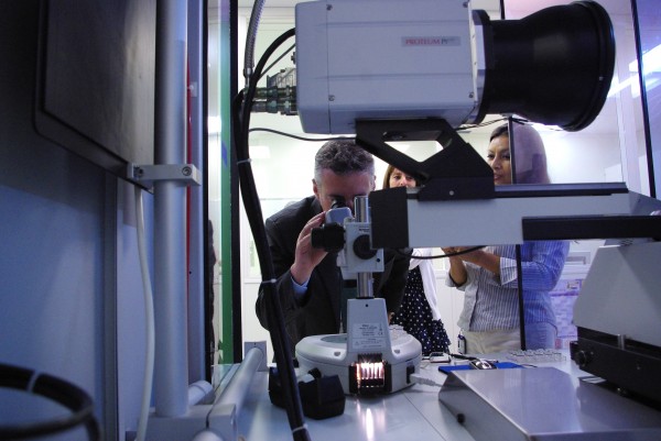 Iñigo Urkullu visita el CIC bioGUNE en Derio